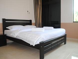 Putra Putri Lodge Kangar Esterno foto