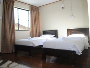 Putra Putri Lodge Kangar Esterno foto